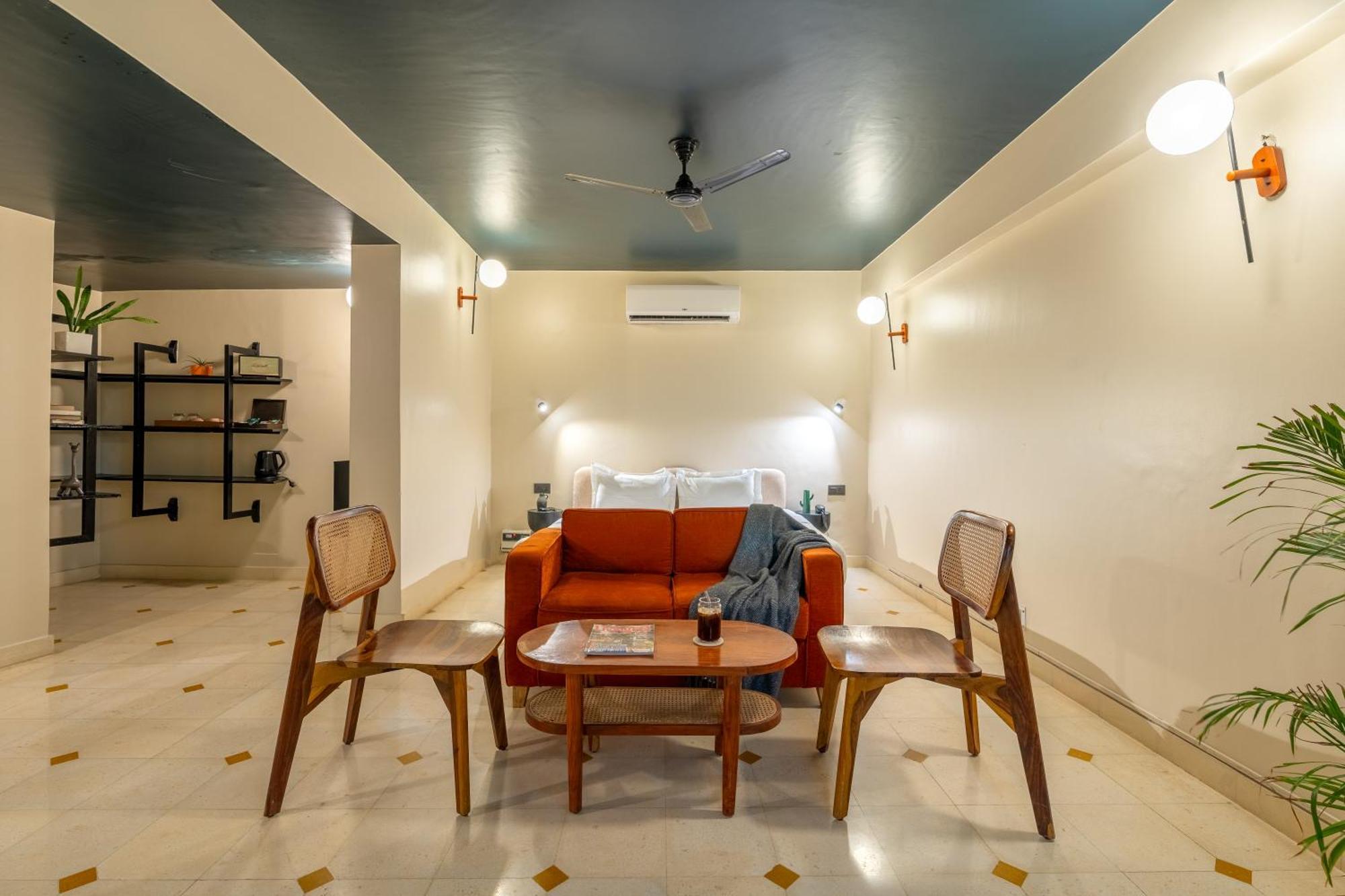 Minimalist One Hauz Khas Village Nueva Delhi Exterior foto